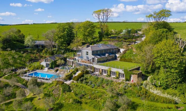 5 Villa Terbaik di Inggris dengan Pemandangan yang Indah